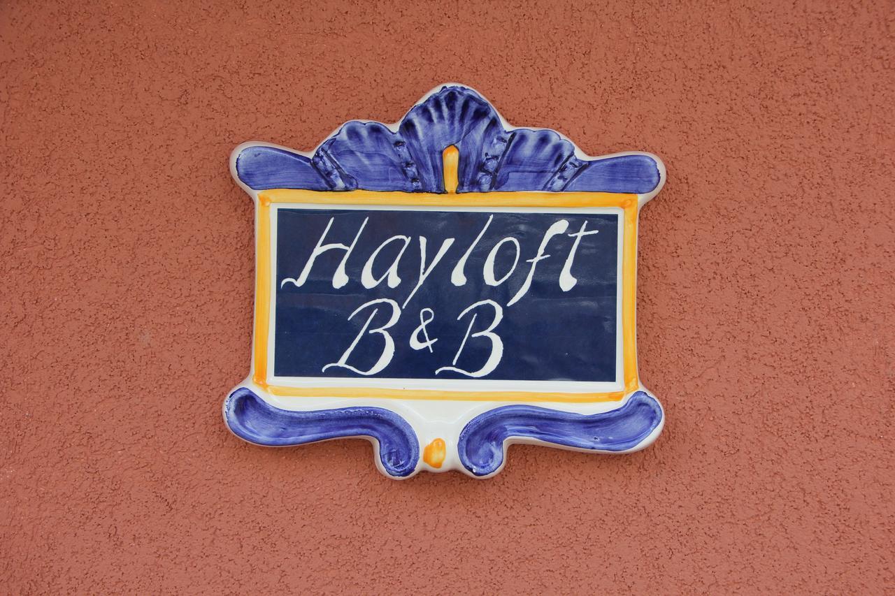 Hayloft Bed and Breakfast Cornaredo Eksteriør billede
